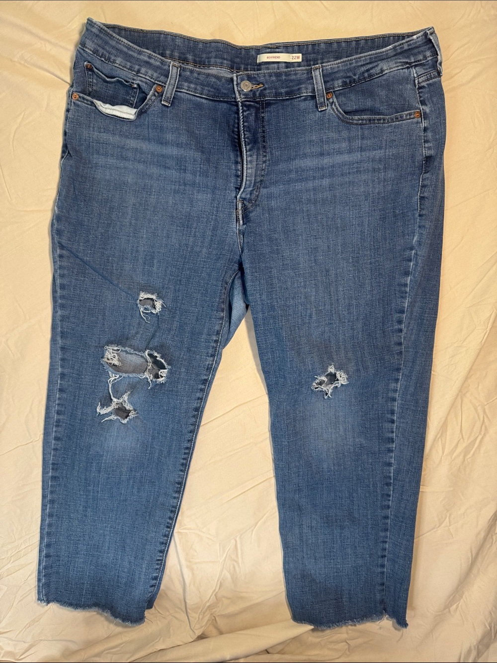 Levi’s Women’s Distressed 22W Blue Boyfriend  Jeans